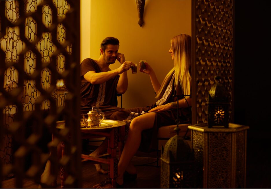 Tomando el te-Spa Hammam Farasha Barcelona