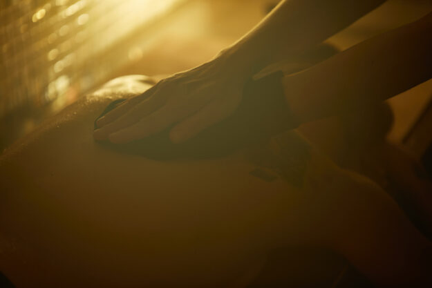 Guante de kessa-Spa Hammam Farasha Barcelona Guante de kessa-Spa Hammam Farasha Barcelona